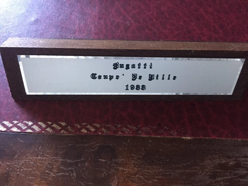 Targa Pocher scala 1/8 Bugatti De Ville - Immagine 1 di 1