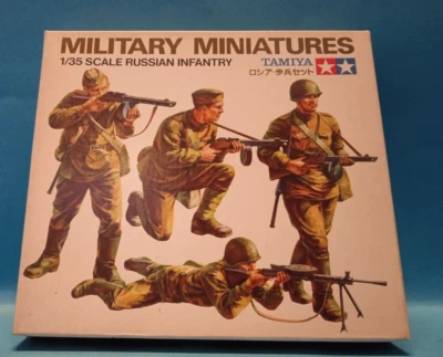 Military Miniature Russian Infantry Set Scala 1/35 Item MM122-100 Tamiya - Immagine 1 di 2