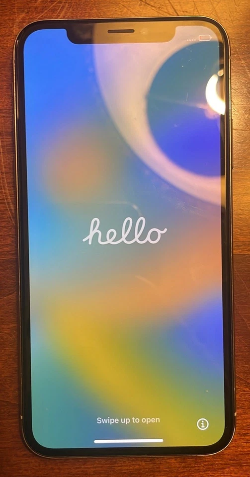 DESBLOQUEADO Apple iPhone X 64GB Plateado, Cristal Trasero agrietado Foto 1 de 3