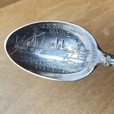 "Cuchara de recuerdo estándar de Estados Unidos acorazado Maine 6682 toneladas 4-1/4"" plateada" Foto 1 de 4