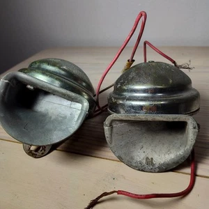 Sunbeam Alpine / Tiger Clear Hooters Horn Pair Hooter Horns (2) H & L Used Orig - Foto 1 di 7