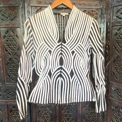 Chaqueta Alexandra Rosati Talla 8 Negra Blanca Arte Para Usar Malla 3D Única Para Mujer S/M Foto 1 de 4