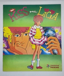 ALBUM KISS ME LICIA PANINI NUOVO/VUOTO ORIGINALE "RARO" - Foto 1 di 9