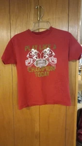 HANES HEAVYWEIGHT Boys Short Sleeve Football T-shirt! Med (10-12) - Picture 1 of 3