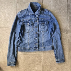 Womens Kut from the Kloth jean Denim Jacket Size Medium  - Picture 1 of 9