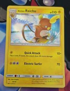 Alolan Raichu (#30 Holofoil) 30/30 Sm Trainer Kit: Lycanroc & Alolan Raichu Holo - Picture 1 of 2