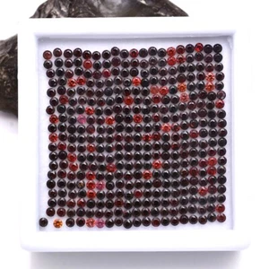 300 Pcs Natural Mozambique Garnet Untreated 2.00MM Round Diamond Cut Gemstones - Picture 1 of 4