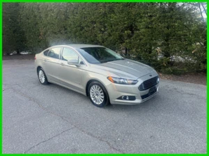 2015 Ford Fusion SE HYBRID - Picture 1 of 24