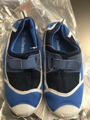 NWT New One Step Ahead Boys Water Shoes Size 2 - Image 1 of 4