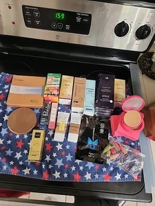 Großes Konvolut Kosmetik gemischte Marken alle neu - Bild 1 von 5