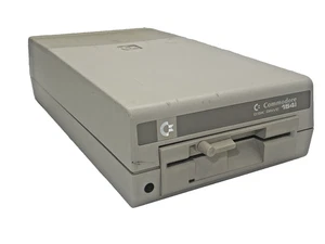 Commodore 1541 Disk Drive - 5,25" Disketten Laufwerk - Single Drive Floppy Disk - Afbeelding 1 van 12