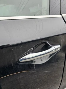 2014-2020 INFINITI QX60 DRIVER SIDE FRONT OUTER DOOR HANDLE: BLACK - Picture 1 of 12