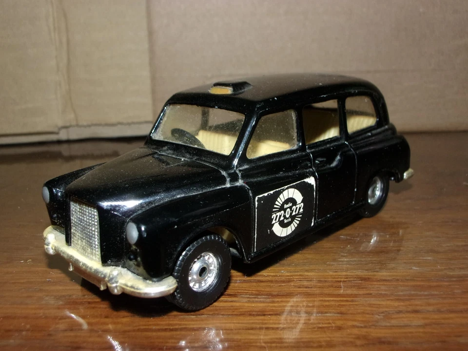 Corgi Austin Radio London Taxis voiture miniature auto modèle réduit model car - Photo 1/4
