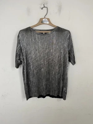 Top de manga corta acanalado metálico plateado M Silence + Noise para mujer Foto 1 de 4