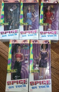 1998 SPICE GIRLS On Tour Puppen Komplettsatz 5 Neu Offene Kartons + Scary Extra - Bild 1 von 18