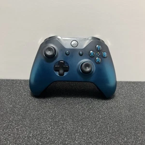 Microsoft Xbox One Wireless Controller Ocean Shadow Blue Design model 1708 - Picture 1 of 7