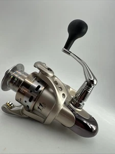 Okuma Aveon AE45 Spinning Reel New Open Box Fishing  - Picture 1 of 10