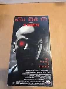12 Monkeys (VHS, 1997) Bruce Willis Brad Pitt - Picture 1 of 8
