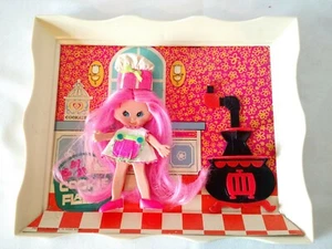 1969 Ideal Cookie Flatsy Chef Doll with Cook stove in Display Frame - Picture 1 of 10