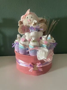Windeltorte Schäfchen Mädchen Geburt Geschenk Taufe Babyparty Geschenk - Bild 1 von 1