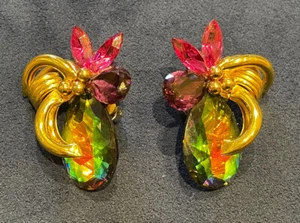 Vintage Wendy Gell Signed Rhinestones Gold Tone Clip Earrings - Rare find! - Picture 1 of 9