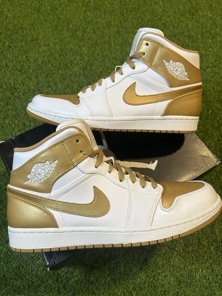 Talla 11 - Air Jordan 1 Phat Blanco Metálico Dorado Foto 1 de 4