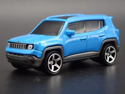 2015-2023 JEEP Renegade Blu 1/64 Scala da Collezione Diorama Modellino Auto - Immagine 1 di 4