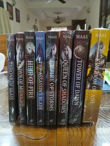 Throne Of Glass 8 Book Set By Sarah J Maas (Paperback English Book Soft Cover) - Picture 1 of 15