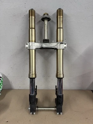 06-07 JUEGO SUSPENSIÓN AMORTIGUADOR HORQUILLAS DELANTERAS SUZUKI GSXR 600 750 PAR Recto #0112 Foto 1 de 4