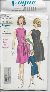 Abito doppiopetto Vogue 5597 vintage Misses tg. 12 FF non tagliati - Foto 1 di 3