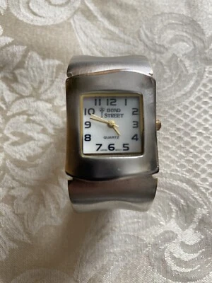 Винтажные женские кварцевые часы-манжеты Bond Street серебристые Япония Movt - Изображение 1 из 3