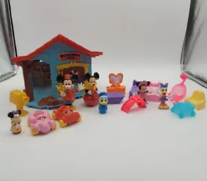 16 Teile Vintage Disney Konvolut Mickey Club Haus Möbel Figuren Minnie Daisy Cars - Bild 1 von 16