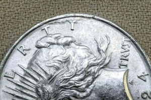 1924 Peace Dollar With Edge Lamination (?) - Picture 1 of 4