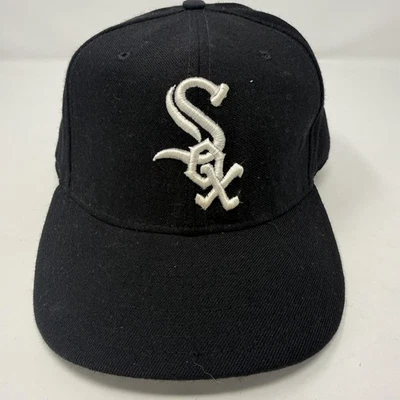Vintage Chicago White Sox Hat Cap Fitted Mens 7 1/4 Black MLB Baseball New Era - Image 1 of 4
