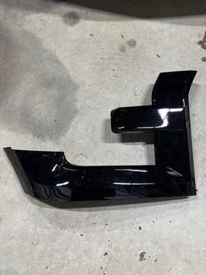 Moldura de moldura original OEM Ford F-150 2015-2017 FL3Z17C754BPTM Foto 1 de 4