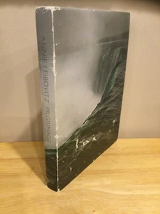 Pilgrimage  (1st Ed, SIGNED/Inscribed, dated) by Leibovitz, Annie - Picture 1 of 4