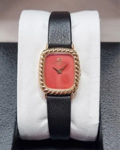 Baume & Mercier 13g 18kt Yellow Gold Baume & Mercier Coral Dial Vintage watch - Picture 1 of 10