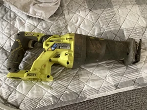 RYOBI RECIPROCATING CORDLESS TOOL - Picture 1 of 2