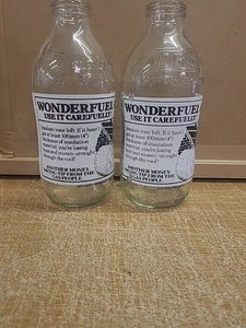 X2 Vintage Wonderfuel Gas Glas Milchflaschen, Werbung 1 Pint Flaschen CRS  - Bild 1 von 8