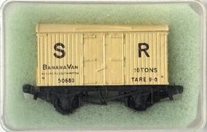 Peco NR-42S Southern 10T Banana Van Wagon 50680 SR Regreso a Southampton Librea - Imagen 1 de 2