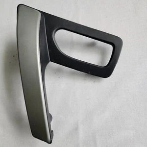 2008-2015 NISSAN ROGUE SELECT FRONT RIGHT DOOR PULL HANDLE TRIM 80950JM00A OEM - Picture 1 of 8