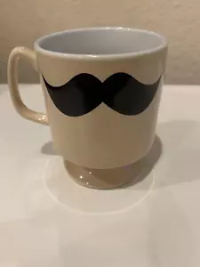 Tazza da caffè inglese baffi baffi di Print Run Co - Foto 1 di 6