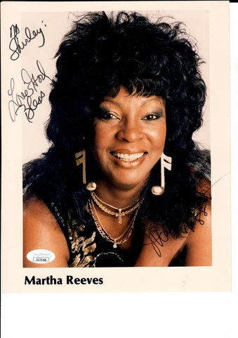 Martha Reeves Signed 8x10 Photo w/ JSA COA Cover