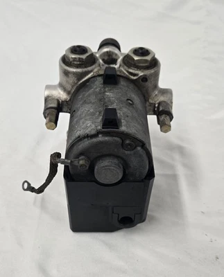 Conjunto de bomba de freno antibloqueo ABS tipo 126 Mercedes-Benz 560SEL 1986-1991 Foto 1 de 4