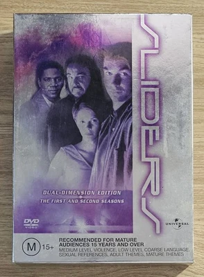• Sliders: Dual Dimensions Edition - The First and Second Seasons • Region 2,4 - Image 1 of 4