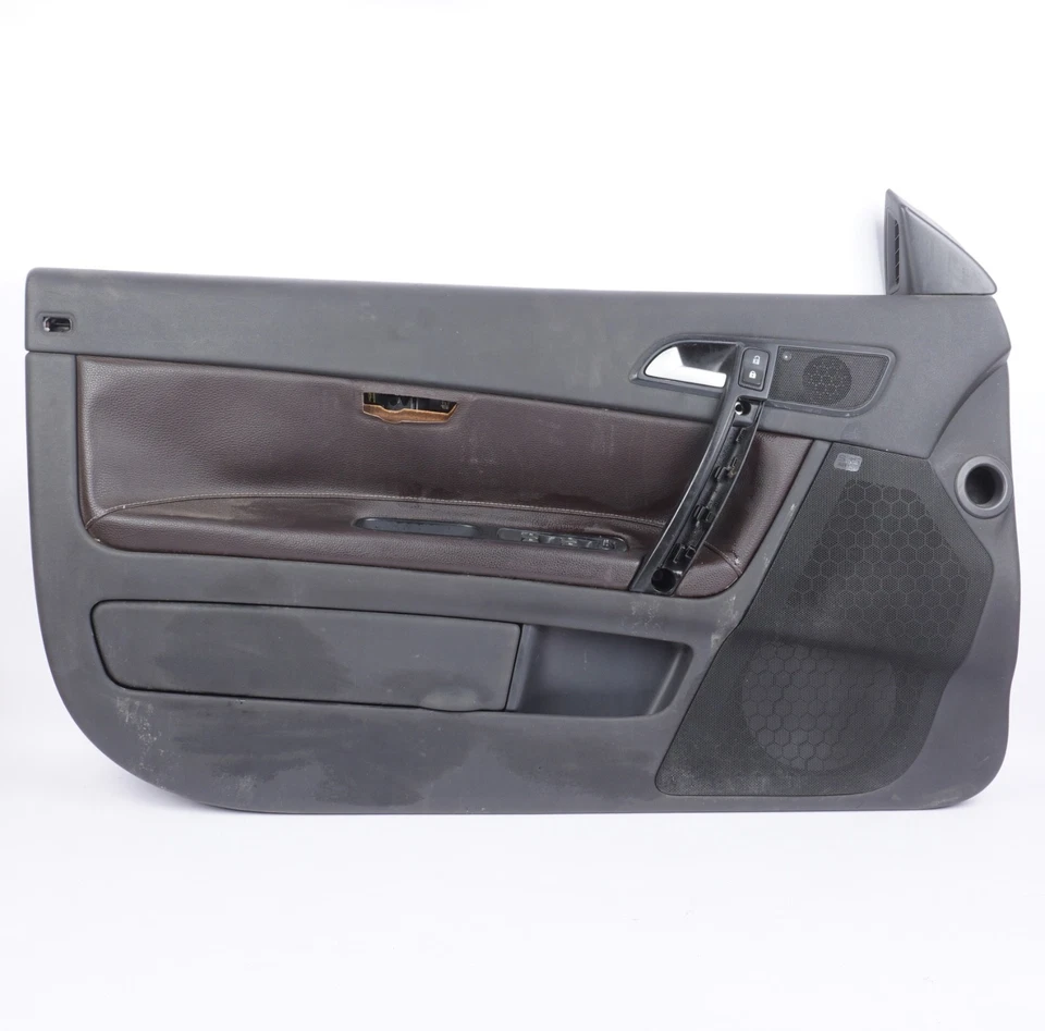2006 - 2013 Volvo C70 Left Front Door Trim Panel - Image 1 of 1