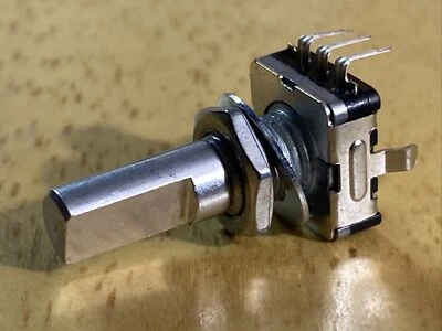 Rotary Encoder 11mm 20 PPR 20 Detent 2Ch Quadrature 6mm D-shaft for HTX-100 S613 - Image 1 of 4