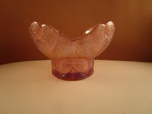 Vintage LE L E Smith Glass Pink Carnival Iridescent Leaf Votive Candle Holder - Picture 1 of 9