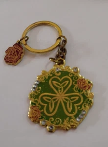 Busch Gardens Williamsburg Sea World Parks Souvenir Keychain - Picture 1 of 5