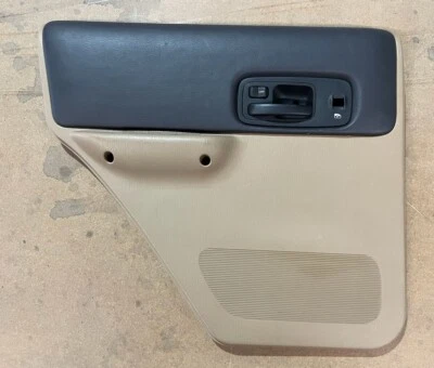 1997-2001 Jeep Cherokee XJ Driver Left Rear Tan / Beige Door Panel - Изображение 1 из 2